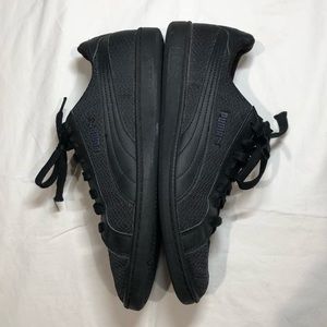 Puma sneakers all black